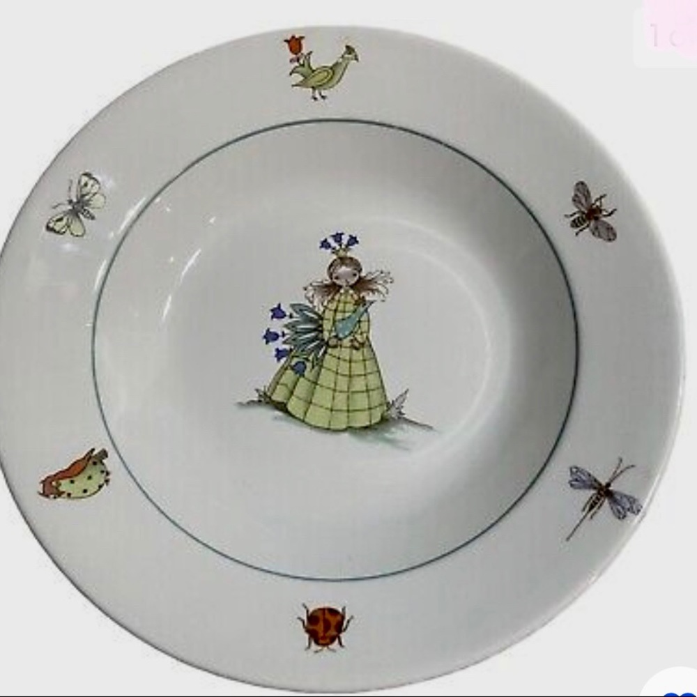 Whimsical Vintage Arabia of Finland Children’s  Bowl Princess with a Peacock EUC